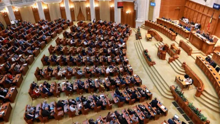 Mai mult de 200 de parlamentari din România încasează în fiecare lună câte 35.000 de lei. Actele justificative, necesare doar pentru jumătate din sumă