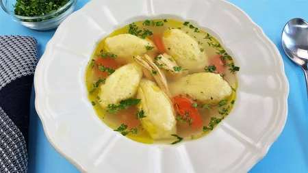 Cum să faci găluște pufoase pentru supă. Gospodinele au dezvăluit trucul. Ai nevoie de doar 4 ingrediente