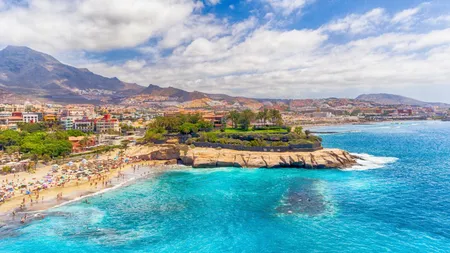 Vrei să scapi de ger și nu știi unde să te duci? Iată top 10 destinații din Europa care te vor întâmpina cu soare