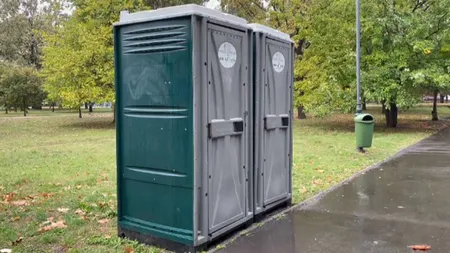 În Bucuresti avem o singură toaletă publică pentru aproximativ 5.000 de persoane