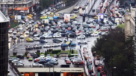 Bucureştiul se aliniază la practicile occidentale de reducere a traficului şi a poluării. Proprietarii automobilelor înmatriculate în alte localităţi vor plăti o taxă de 3,5 euro pe zi pentru a circula în Capitală, la fel ca în Londra sau Paris