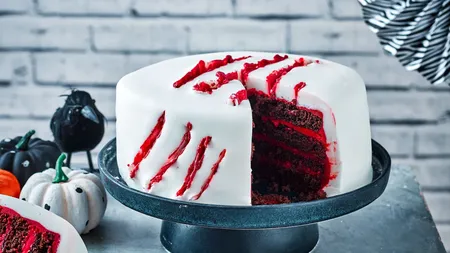 REȚETĂ Tortul „sângeros” de Halloween care va fura toate privirile - Este delicios și ușor de preparat