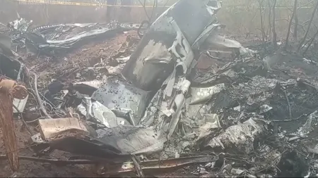 Avion prăbuşit, toţi pasagerii au murit în urma impactului VIDEO