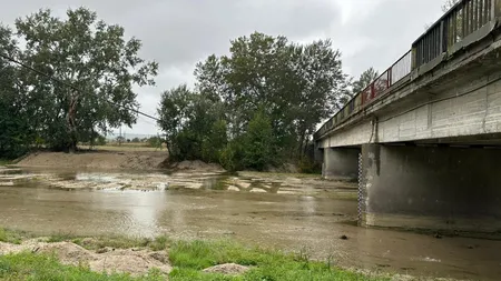 Cod roșu de inundații pe râurile din Muntenia. Monitorizarea este realizată continuu de hidrometri