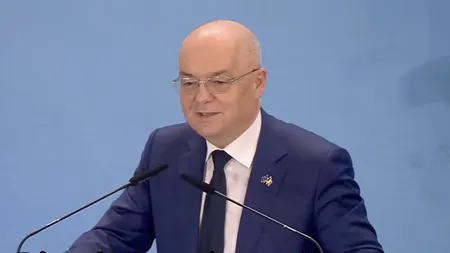 Emil Boc se opune organizării unui referendum pentru tăierea pensiilor speciale: 