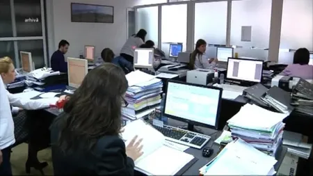 Peste 117.000 de noi angajați la stat față de 2015, în ciuda eforturilor pentru digitalizare. Klaus Iohannis a angajat 90 de oameni în plus de la începutul mandatului