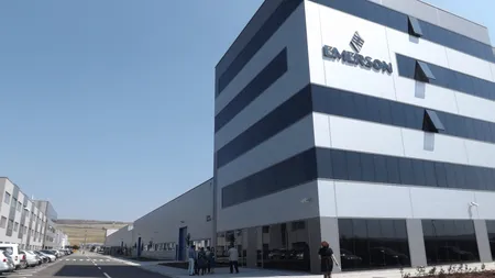 Zeci de angajaţi din România ai unei mari companii americane, anunţaţi că vor fi transferaţi către un gigant din India