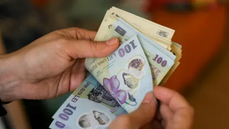 Salariul real al românilor a cunoscut cea mai mare scădere de la reducerile salariale ale fostului premier Emil Boc
