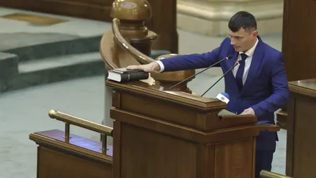 Paul Pintea, senatorul care și-a falsificat CV-ul, a fost prins la volan fără permis. Parlamentarul mai avea o condamnare de un an şi cinci luni de închisoare cu suspendare pentru o faptă similară