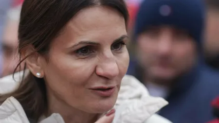 Mesajul Ancăi Alexandrescu, la ieşirea din secţia de vot: 