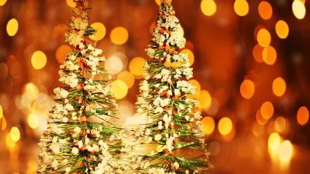 4 ZODII se simt CELE MAI NOROCOASE în sezonul Crăciunului 2025