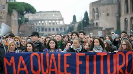 Italia, pe urmele României. Majoritatea tinerilor italieni cred că trebuie să plece din țară pentru o viață mai bună