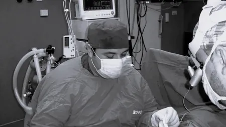 Dezvăluirile făcute de colegii lui Ovidiu Cîrstina, medicul chirurg care a murit în timp ce consulta un pacient: 