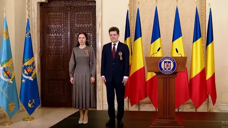 Ce ținută a purtat Mirabela Grădinaru, partenera președintelui Nicușor Dan, la recepția de Ziua Națională de la Cotroceni