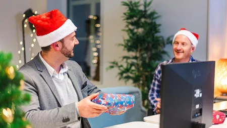 Prime de Crăciun la stat în 2025: Cine a dat și cât au primit angajații