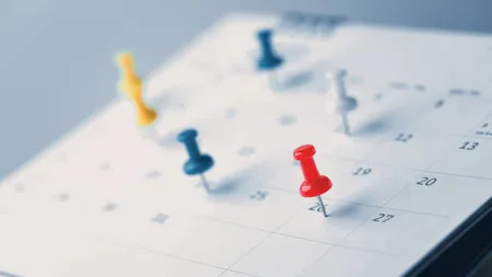 Când vor primi românii ajutorul de șomaj, venitul minim de incluziune și bursele, în luna decembrie. Banii vor intra până de Crăciun