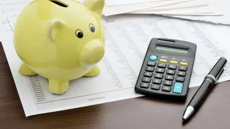 Sindicaliștii vor majorarea salariului minim la 4.350 de lei brut, patronatele se împotrivesc. Economiștii susțin că măsura trebuie amânată: „Nu e un moment potrivit, dată fiind această problemă uriașă de competitivitate”