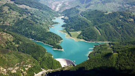 Fenomen fără precedent pe Valea Prahovei. Hotelierii au ajuns să se roage de turiști să se cazeze: „Să îmi spuneți cât vă permiteți să plătiți și voi încerca să fac reducerile necesare”