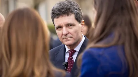 De ce nu a mers Nicuşor Dan 