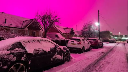 Fenomen spectaculos în timpul furtunii Goretti. Cerul s-a făcut roz, imaginile dau fiori reci VIDEO