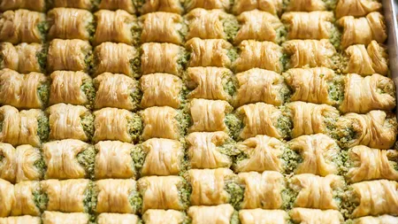 Cum să faci o baclava ca în Turcia. Ingredientul care care îi dă gustul autentic turcesc