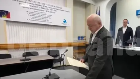 Un consilier local din Brăila, moment penibil la depunerea jurământului. Scena a ajuns pe rețelele de socializare