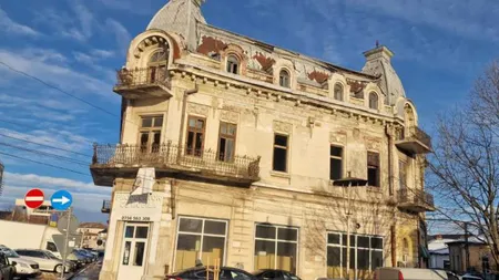 Impozit 13.000 de lei pentru proprietarul unei clădiri din Caracal. Primăria a mărit impozitele cu 500% pentru clădirile lăsat în paragină