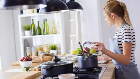 Cât te costă să îți pregătești cele 3 mese ale zilei acasă. Calcul complet, în funcție de orașul în care locuiești