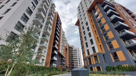 Guvernul Bolojan impune noi obligaţii dezvoltatorilor imobiliari. Ce informaţii vor fi nevoiţi să dezvăluie