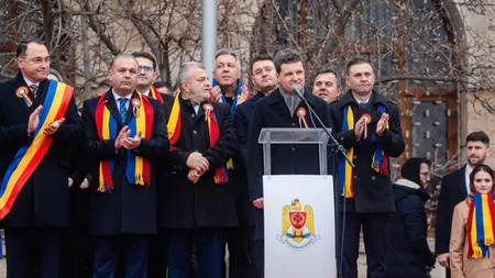 UPDATE Nicușor Dan, huiduit la Focșani și Iași, a dat lecții de patriotism manifestanților. Mesajul dur pe care l-a transmis: „Să vă uitați cine sunt oamenii în care vă puneți speranțele!” VIDEO