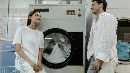 CÂND ai voie să speli rufe după Anul Nou. Ce se întâmplă dacă nu respecți ”tradiția”