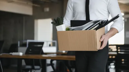 Companie internațională cu sediu la Cluj, acuzată că folosește „revenirea la birou” pentru a-i forța pe angajați să-și dea demisia