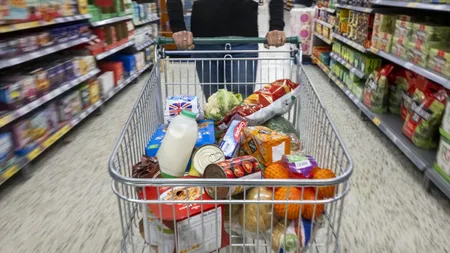 RAPORT Eurostat - România înregistrează cele mai mari scumpiri ale alimentelor din Uniunea Europeană. Creșterile prețurilor sunt mai mult decât duble față de media europeană