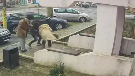 Jaf în plină stradă în Cernavodă! Două persoane au fugit cu 13.000 de lei. Momentul, surprins de camerele de supraveghere