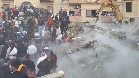 Cel puțin două persoane au murit după ce o clădire rezidențială s-a prăbușit în Tripoli, Liban