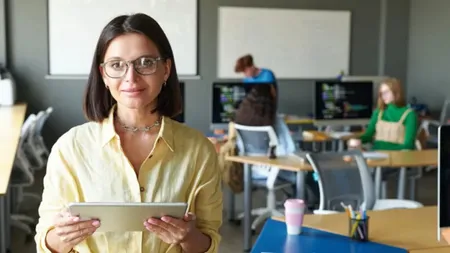 Profesorii încă nu și-au primit prima de carieră didactică pe 2025. În ultimele două luni nu s-au făcut demersurile necesare pentru acordarea banilor DOCUMENT