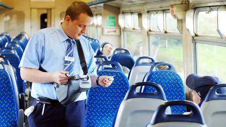 Incident neașteptat în tren. O femeie, amendată cu 130 de euro în timpul unui atac de anxietate