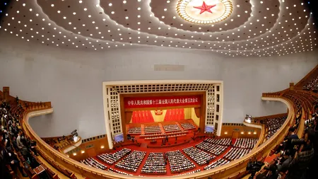 Marea Adunare de la Beijing: China sacrifică ritmul de creștere pentru reforme structurale și modernizare militară „la preț redus”
