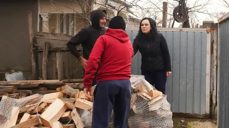 Pensie și asigurare medicală pentru munca din gospodărie. Cine poate beneficia de tichetele casnice