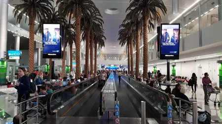 Veşti bune pentru românii prinși în zonele de conflict în Orientul Mijlociu. Emiratele Arabe Unite vor plăti cheltuielile cauzate de anularea zborurilor, inclusiv cazarea şi mesele