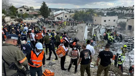 O rachetă iraniană a trecut de Iron Dome şi a lovit lângă Ierusalim. Cel puţin 8 morţi  VIDEO