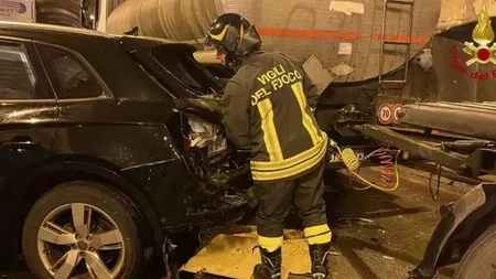 Carambol cu 80 de mașini într-un tunel din Italia. Un tronson de 40 de kilometri de autostradă a fost închis