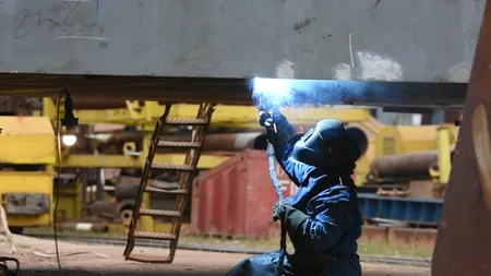 Este singura femeie care are acest job în Italia. Românca lucrează într-o mare de bărbați îmbrăcați în uniformă: „M-am simțit respectată și protejată”