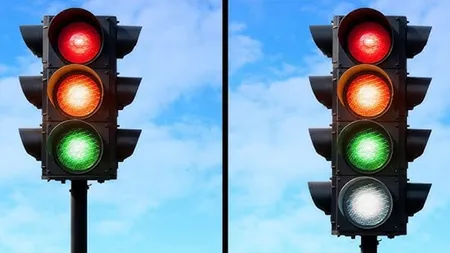 Reguli noi pentru șoferi. Semafor cu patru culori: cum funcţionează şi ce semnificaţie are culoarea albă