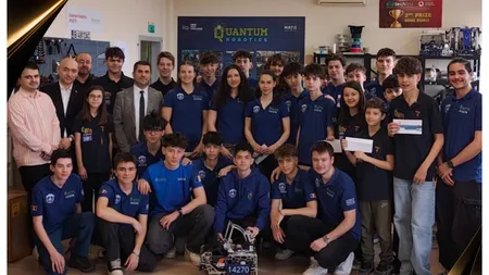Elevii care au stabilit un record mondial la robotică merg în SUA să reprezinte România. Cine sunt Quantum Robotics