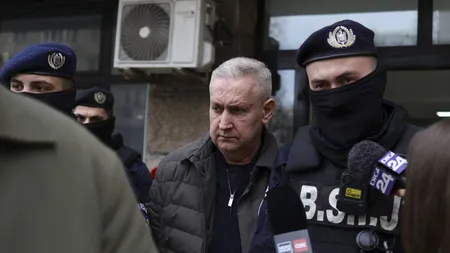 Cristian Anton, șeful Autorității Rutiere Române, a fost arestat preventiv pentru 30 de zile. Stenograme incendiare din dosar: „Ne-or agăța și pe noi. Da stai liniștit, că ieșim în douăzeci de ani”