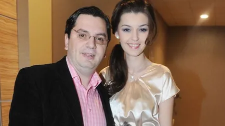 Soția fostului ministru Nicolae Bănicioiu a născut tripleți, toți botezați cu nume de sfinți. Recorduri medicale stabilite cu această ocazie!