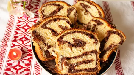 Nu știi ce să faci cu cozonacul rămas de la Paște? Uite câteva idei inedite de a pregăti noi deserturi