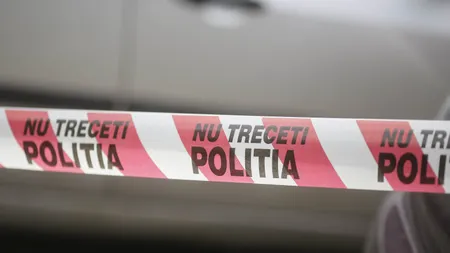 O mamă tânără din Bacău a fost omorâtă cu brutalitate de iubitul ei, chiar sub privirile fiului lor. Copilul, în vârstă de 5 ani, ar fi încercat să o salveze