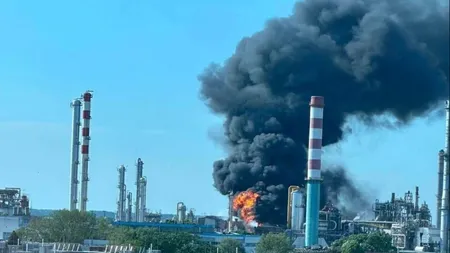 Explozie urmată de incendiu la complexul petrochimic MOL din Ungaria VIDEO